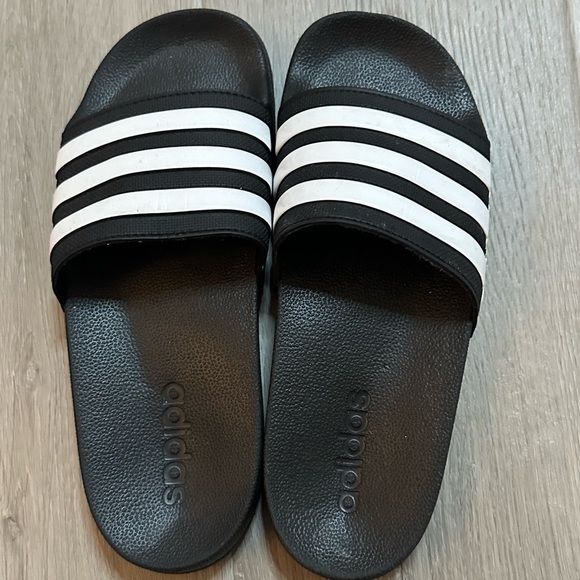 adidas Other - NWOT ADIDAS Girls Sliders size 4 Black and white